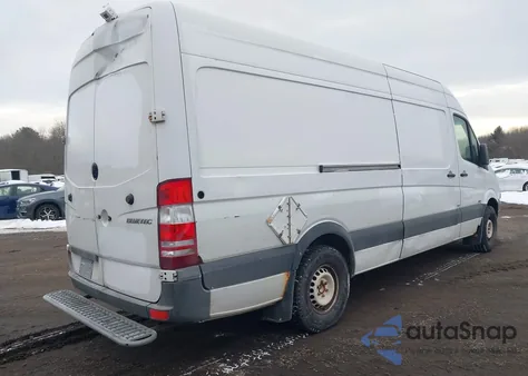 2012 Mercedes-Benz Sprinter 2500 High Roof z USA, uszkodzony, nr VIN WD3PE8CB8C5710776